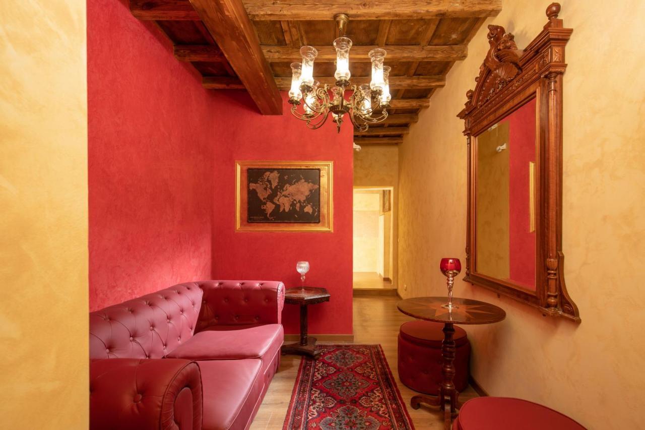 ホテル Residenza Nobile Laurina ローマ エクステリア 写真